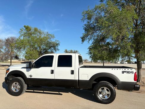 Used 2014 Ford F250 XL w/ Power Equipment Group image 4