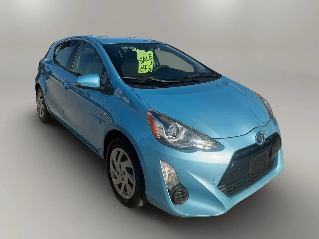 Used 2015 Toyota Prius C Three FWD image 1