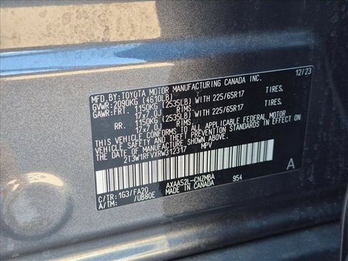 Used 2024 Toyota RAV4 XLE w/ Convenience Package FWD image 21