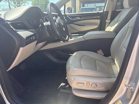 Used 2019 Buick Enclave Essence w/ Trailering Package, 5000 lbs. FWD image 6