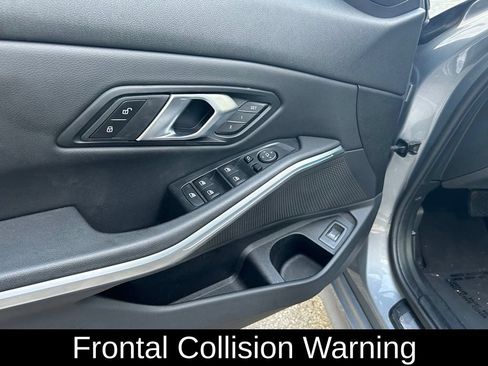 Used 2025 BMW 330i Sedan RWD image 16