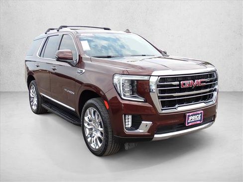 Used 2022 GMC Yukon SLT w/ SLT Luxury Package AWD/4WD image 6