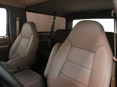 Used 1992 Ford Bronco Eddie Bauer image 23