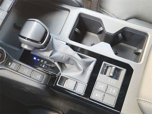 Used 2025 Toyota Land Cruiser image 15