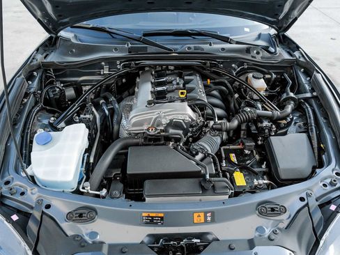 Used 2020 MAZDA MX-5 Miata Club image 51