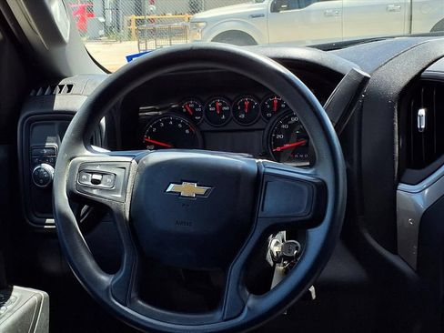 Used 2021 Chevrolet Silverado 1500 Custom RWD image 12