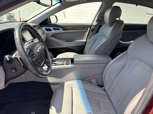 Used 2015 Hyundai Genesis 5.0 RWD image 19