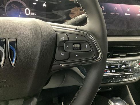New 2025 Buick Envista Avenir image 22