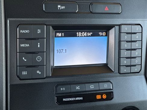 Used 2022 Ford F350 XL w/ Power Equipment Group image 17