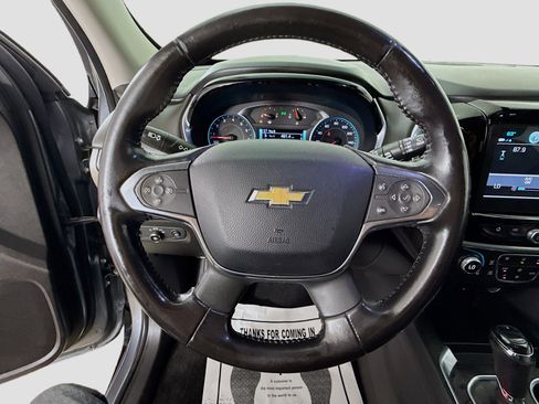 Used 2019 Chevrolet Traverse LT FWD image 11