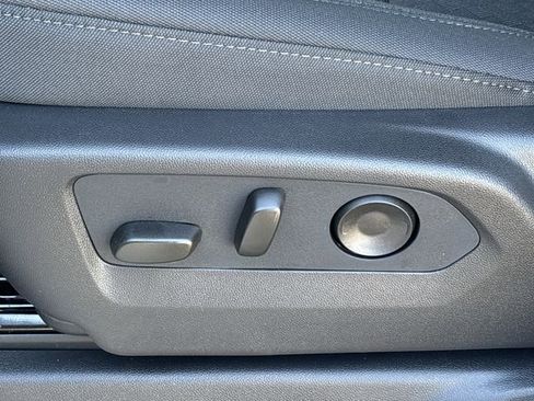 New 2026 GMC Sierra 3500 SLE w/ Preferred Package image 25