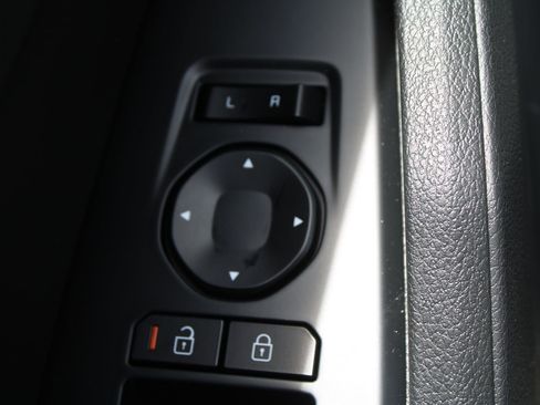 New 2026 Kia Sportage EX FWD image 21