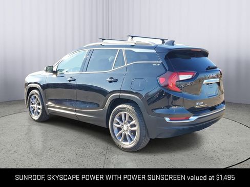 Certified 2022 GMC Terrain SLT image 5