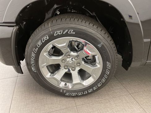 New 2025 RAM 1500 Lone Star image 8