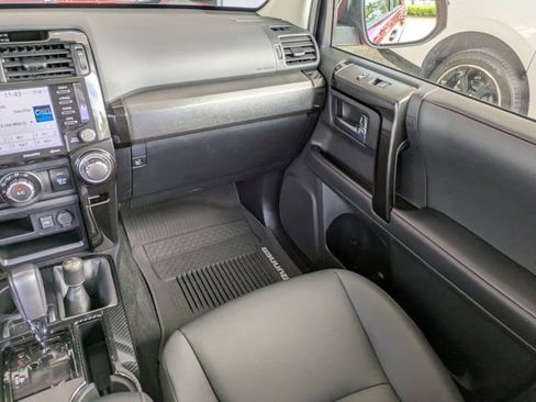 Used 2021 Toyota 4Runner Venture image 15