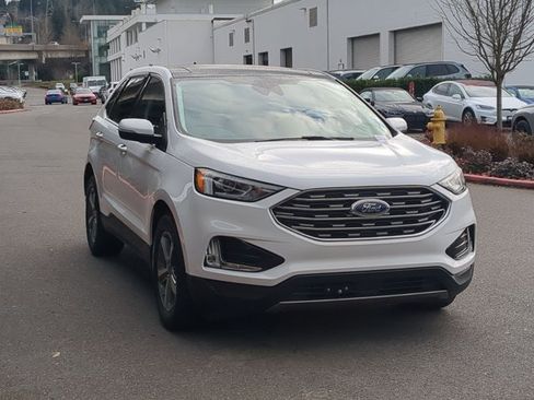 Used 2020 Ford Edge SEL w/ Convenience Package image 3