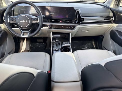 Used 2024 Kia Sportage EX image 26
