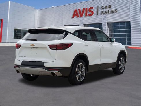 Used 2025 Chevrolet Blazer LT AWD/4WD image 6