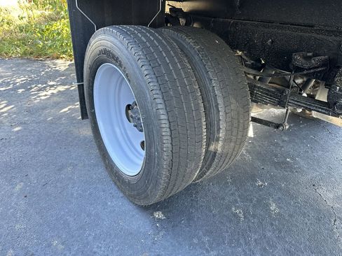 Used 2021 Ford F550 4x4 Regular Cab Super Duty image 10