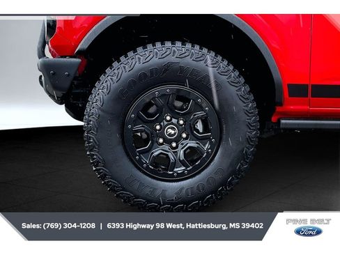 Used 2024 Ford Bronco Wildtrak AWD/4WD image 5