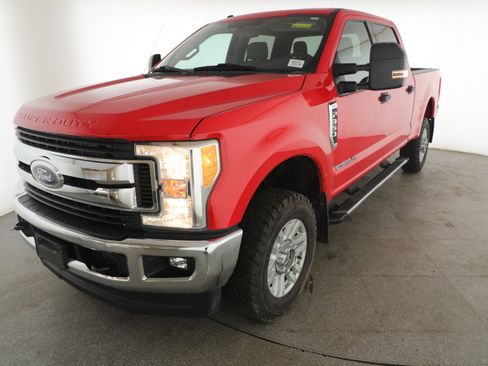 Used 2017 Ford F350 XLT w/ XLT Value Package image 7