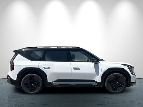 New 2026 Kia EV9 GT-Line AWD/4WD image 3