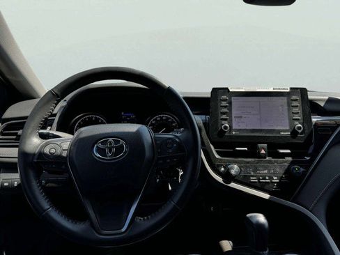 Used 2024 Toyota Camry SE image 29