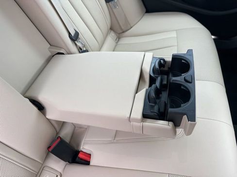 Used 2022 BMW 530i xDrive w/ Convenience Package image 40