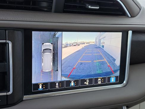 Used 2021 GMC Yukon Denali w/ Denali Premium Package image 19