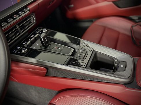 Used 2020 Porsche 911 Carrera 4S image 26