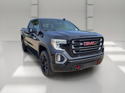 Used 2022 GMC Sierra 1500 AT4 w/ AT4 Premium Package AWD/4WD image 3