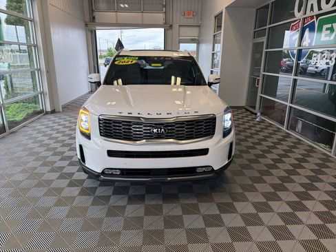 Used 2021 Kia Telluride SX w/ SX Prestige Package AWD/4WD image 2