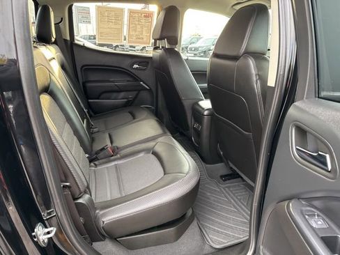 Used 2022 GMC Canyon AT4 image 22