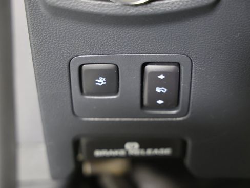 Used 2022 Ford F250 Platinum image 11