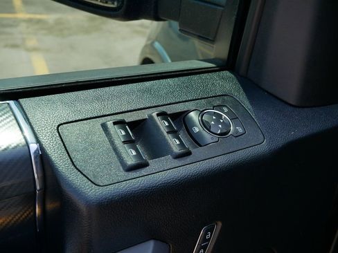 Used 2019 Ford F150 XLT w/ Equipment Group 302A Luxury AWD/4WD image 17
