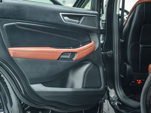 Used 2015 Ford Edge Titanium w/ Equipment Group 302A image 38