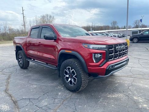Used 2024 GMC Canyon AT4X AWD/4WD image 11