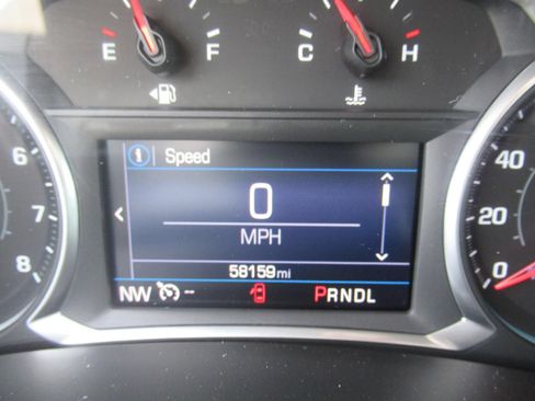 Used 2022 Chevrolet Equinox LT FWD image 26