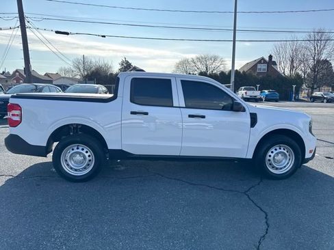 Used 2025 Ford Maverick XL image 6