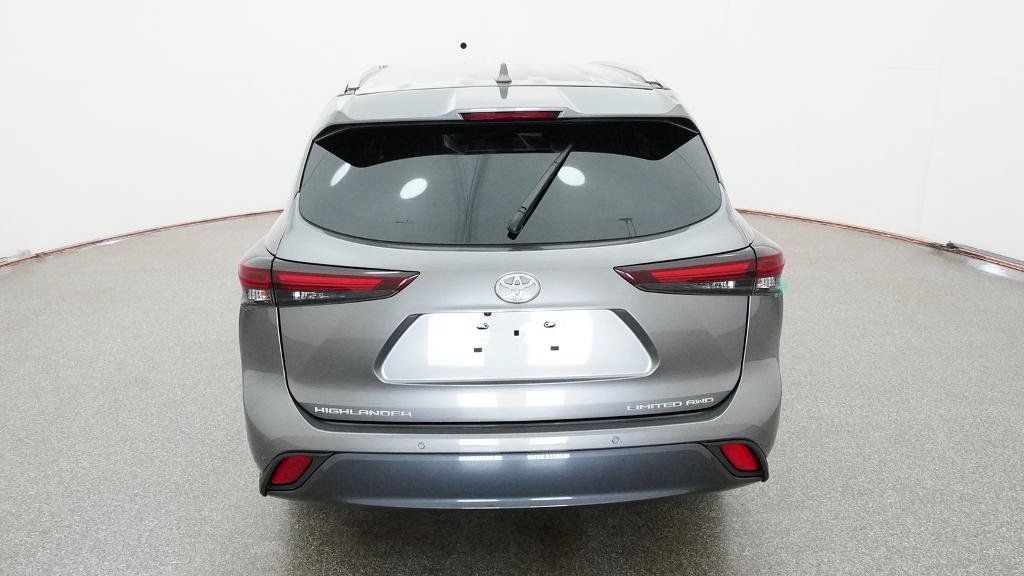 New 2026 Toyota Highlander Limited AWD/4WD image 10