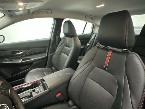 New 2027 Nissan Sentra SR w/ SR Premium Package FWD image 9