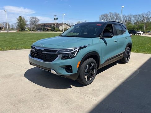 New 2026 Kia Seltos S AWD/4WD image 2
