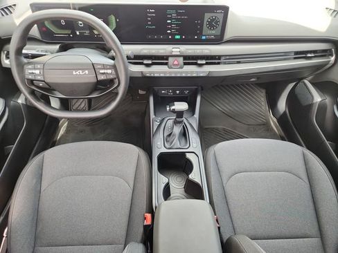 Used 2025 Kia K4 FWD image 19