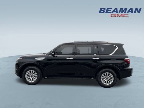 Used 2024 Nissan Armada SV image 4