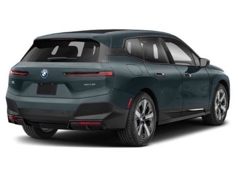 Used 2022 BMW iX xDrive50 w/ Premium Package AWD/4WD image 2