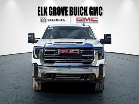 New 2026 GMC Sierra 2500 SLE AWD/4WD image 9
