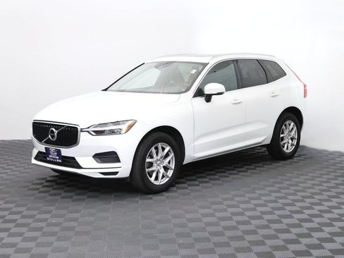Used 2020 Volvo XC60 T5 Momentum AWD/4WD image 5