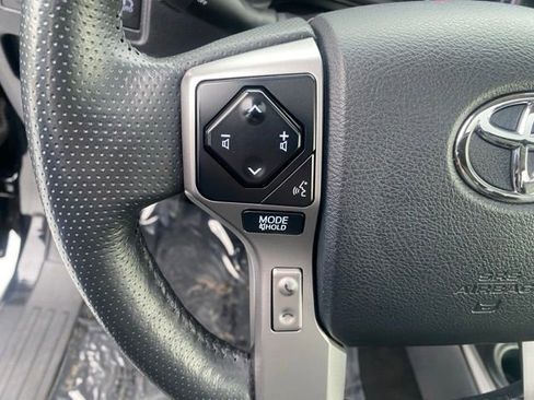 Certified 2023 Toyota 4Runner SR5 Premium w/ Moonroof Package AWD/4WD image 28