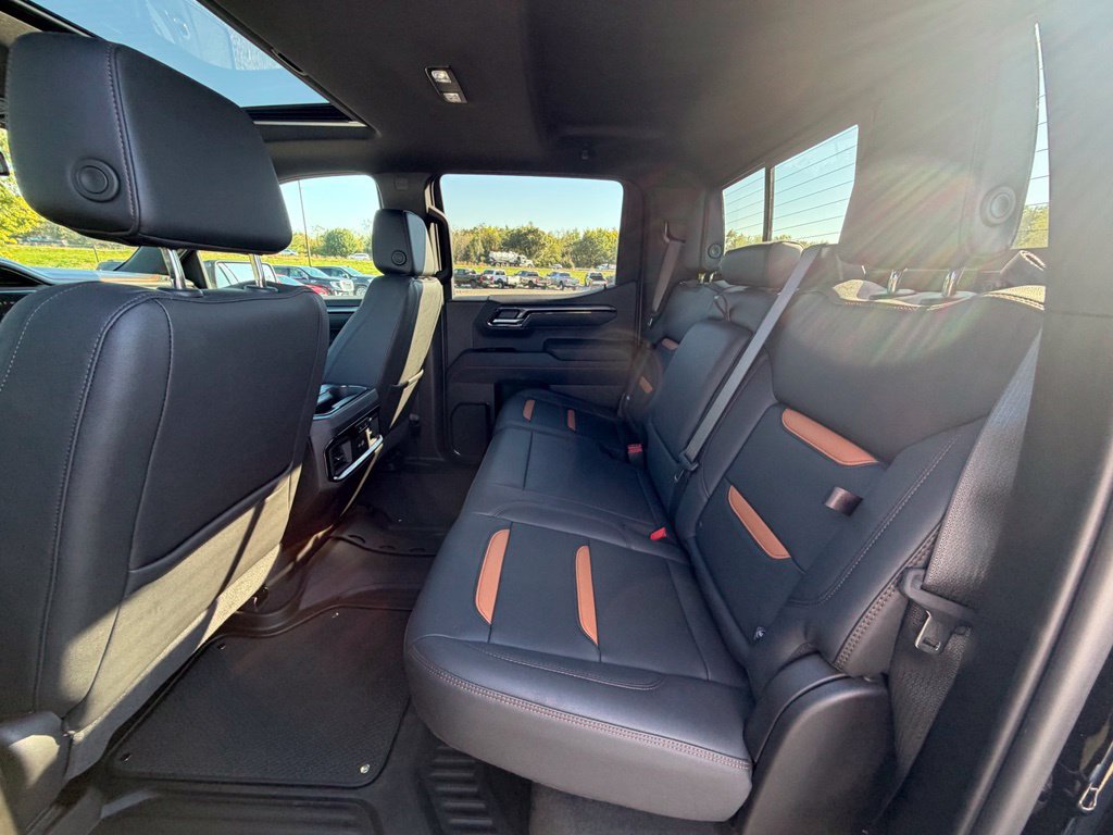 Used 2026 GMC Sierra 1500 AT4 w/ AT4 Premium Package AWD/4WD image 4