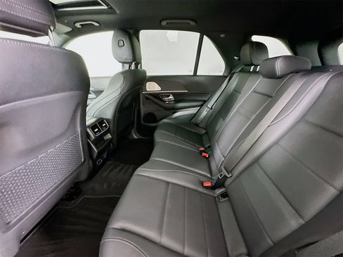 Used 2025 Mercedes-Benz GLE 350 4MATIC image 27
